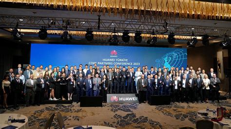 H­u­a­w­e­i­ ­T­ü­r­k­i­y­e­ ­İ­ş­ ­O­r­t­a­k­l­a­r­ı­ ­Z­i­r­v­e­s­i­ ­İ­s­t­a­n­b­u­l­’­d­a­ ­g­e­r­ç­e­k­l­e­ş­t­i­r­i­l­d­i­